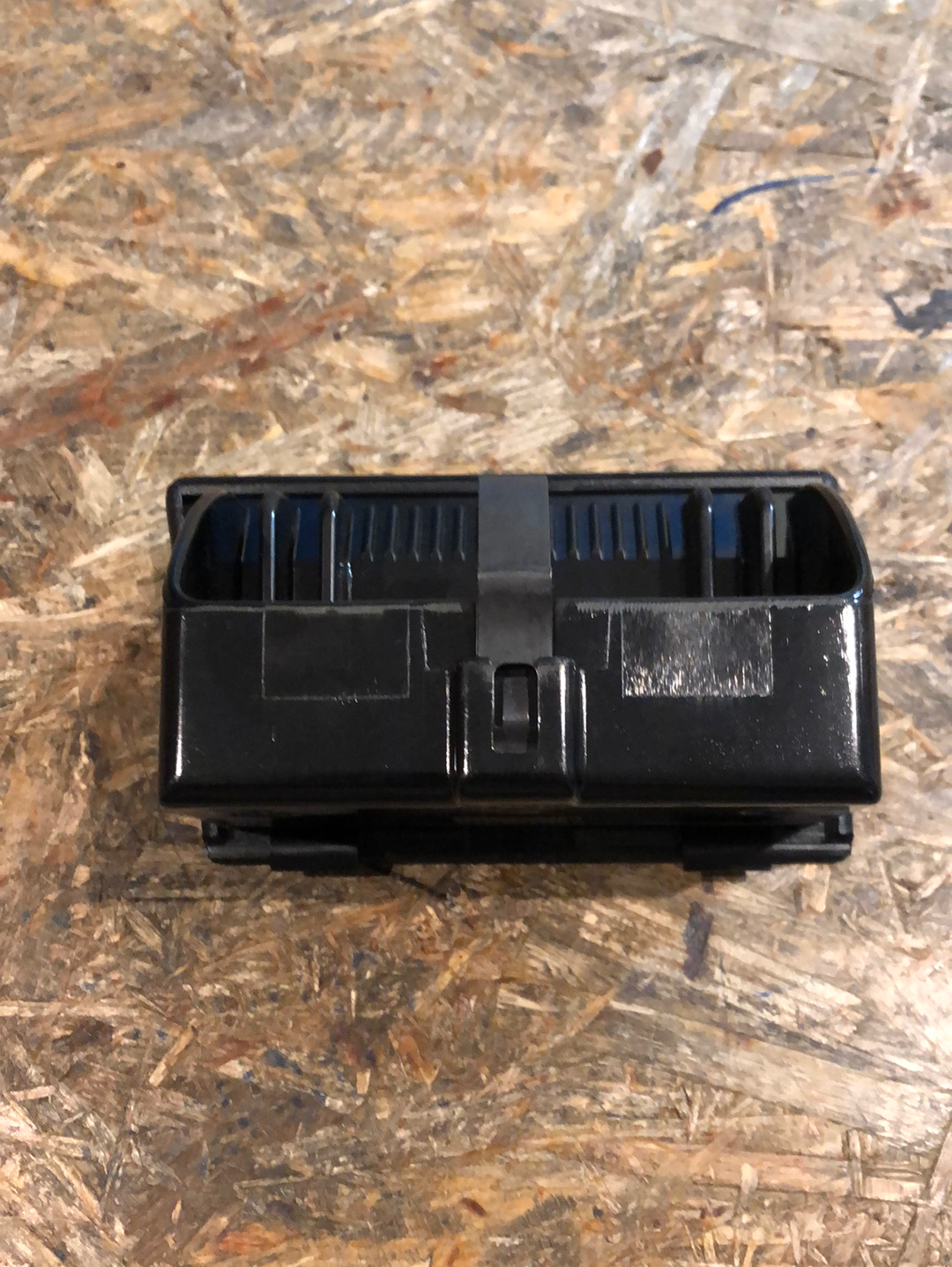 Original GM Opel Kadett E Aschenbecher Neu