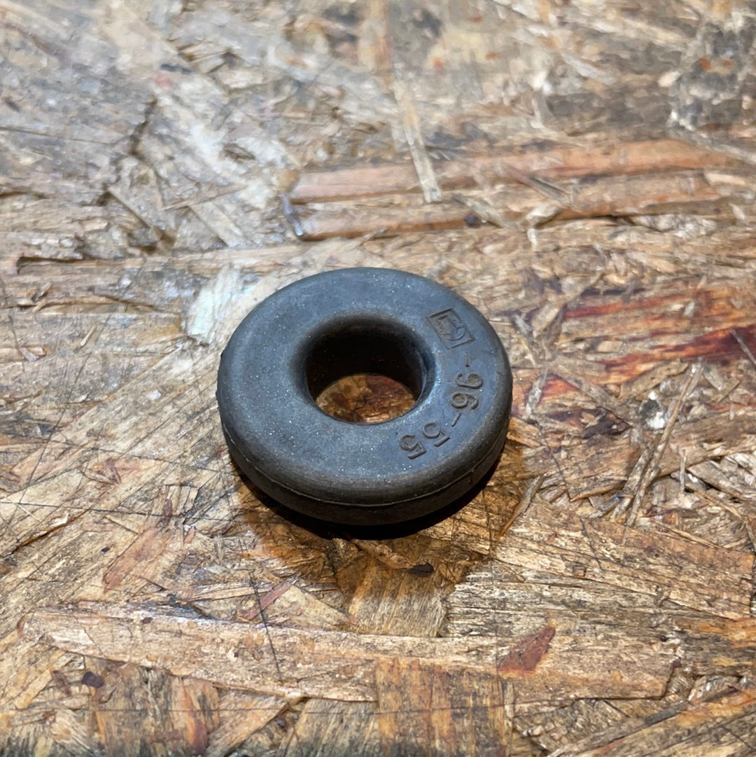 Original GM Opel Omega B 2,0 Dämpfungsbuchse Satz Auspuff/ Halterung Neu