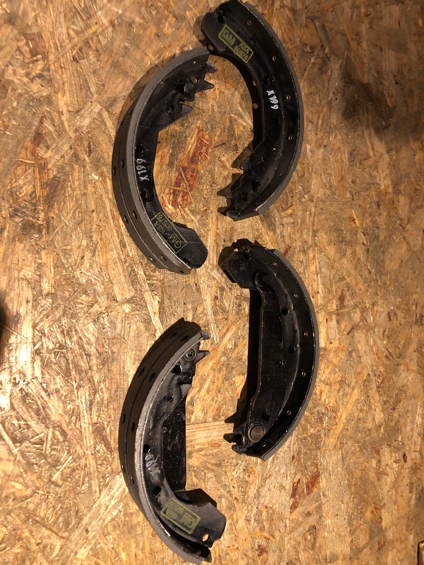Original Opel Corsa Tigra Bremsbacken Neu