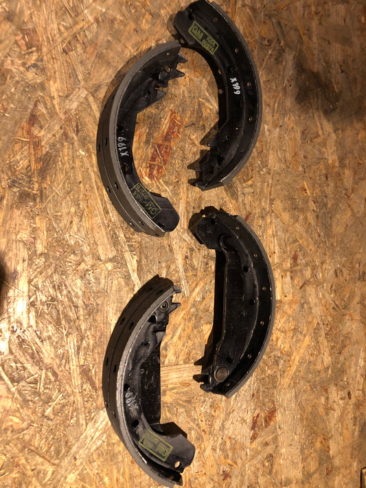 Original Opel Corsa Tigra Bremsbacken Neu