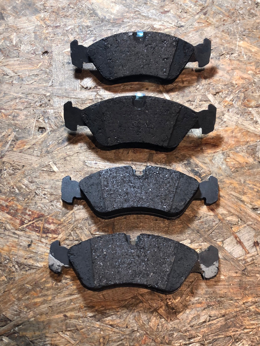 Original GM Opel Astra F Kadett E Omega A Vectra A Bremsklötze Neu