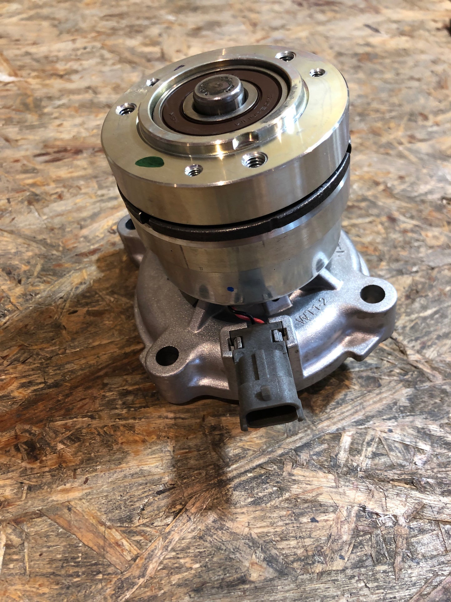 Original GM Opel Astra GCC (T98) 1.7 CDTI (F08,F48) Wasserpumpe Neu