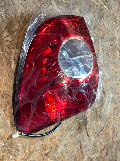 Original GM Chevrolet Captiva Heckleuchte hinten rechts Neu