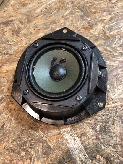 Original GM Opel Omega B Lautsprecher Türe Neu