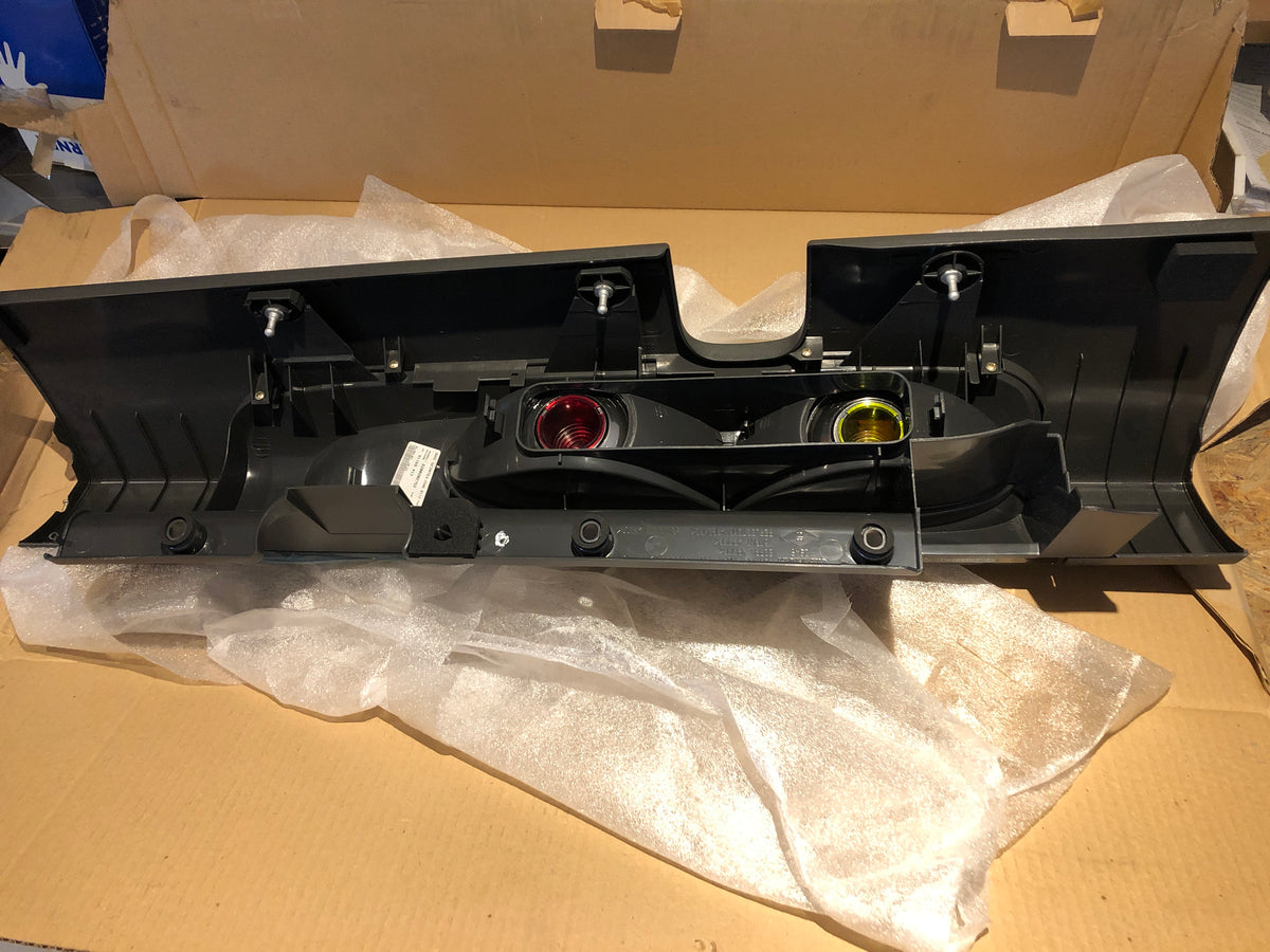 Original Opel Vivaro A Kombi Kastenwagen Heckleuchte Neu
