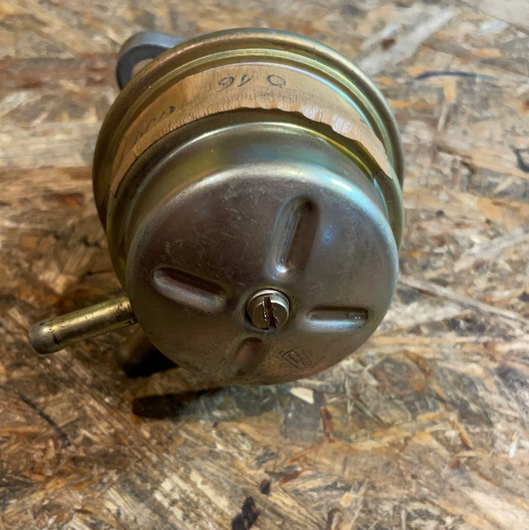 Original GM Opel Kadett B Olympia A Rekord B/C Benzinpumpe mit Flansch Neu