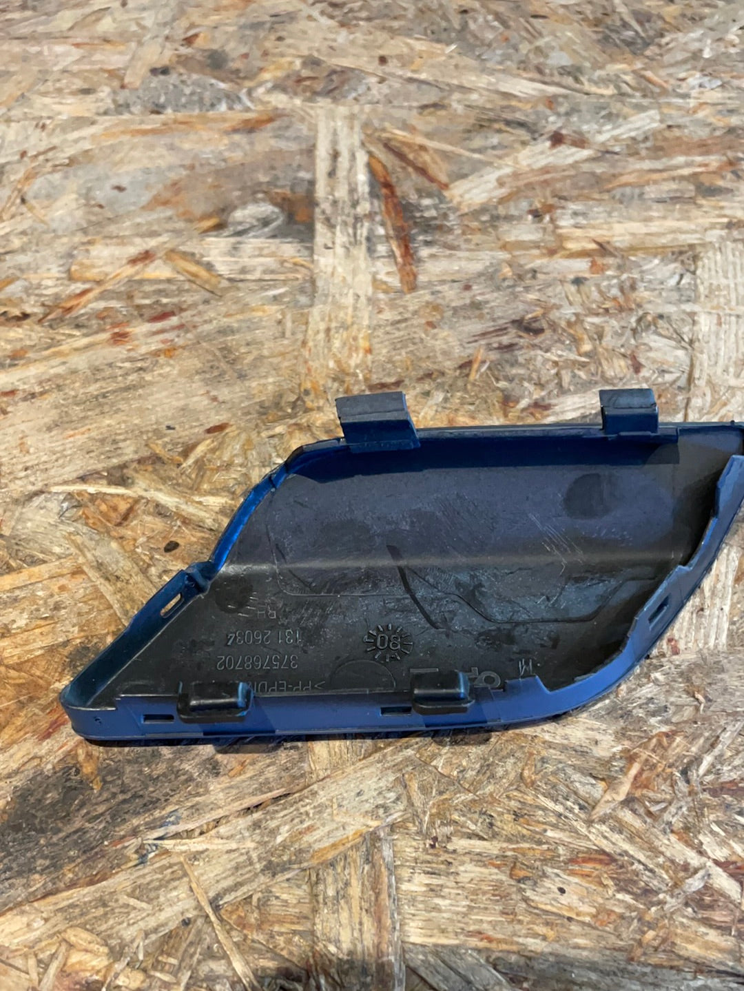 Original GM Opel Astra H Caravan Blende Stoßfänger vorne rechts Neu