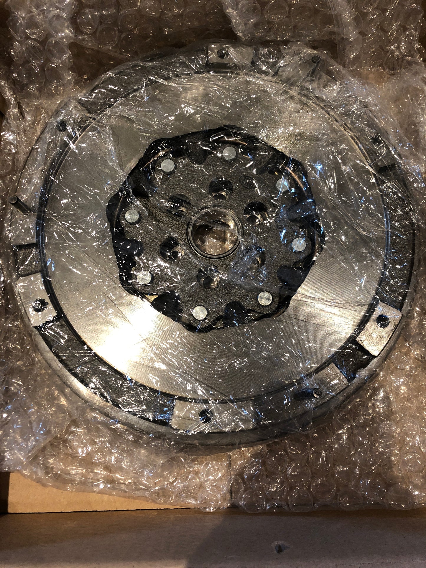 Original GM Opel Astra Combo Meriva Schaltgetriebe Schwungrad Neu