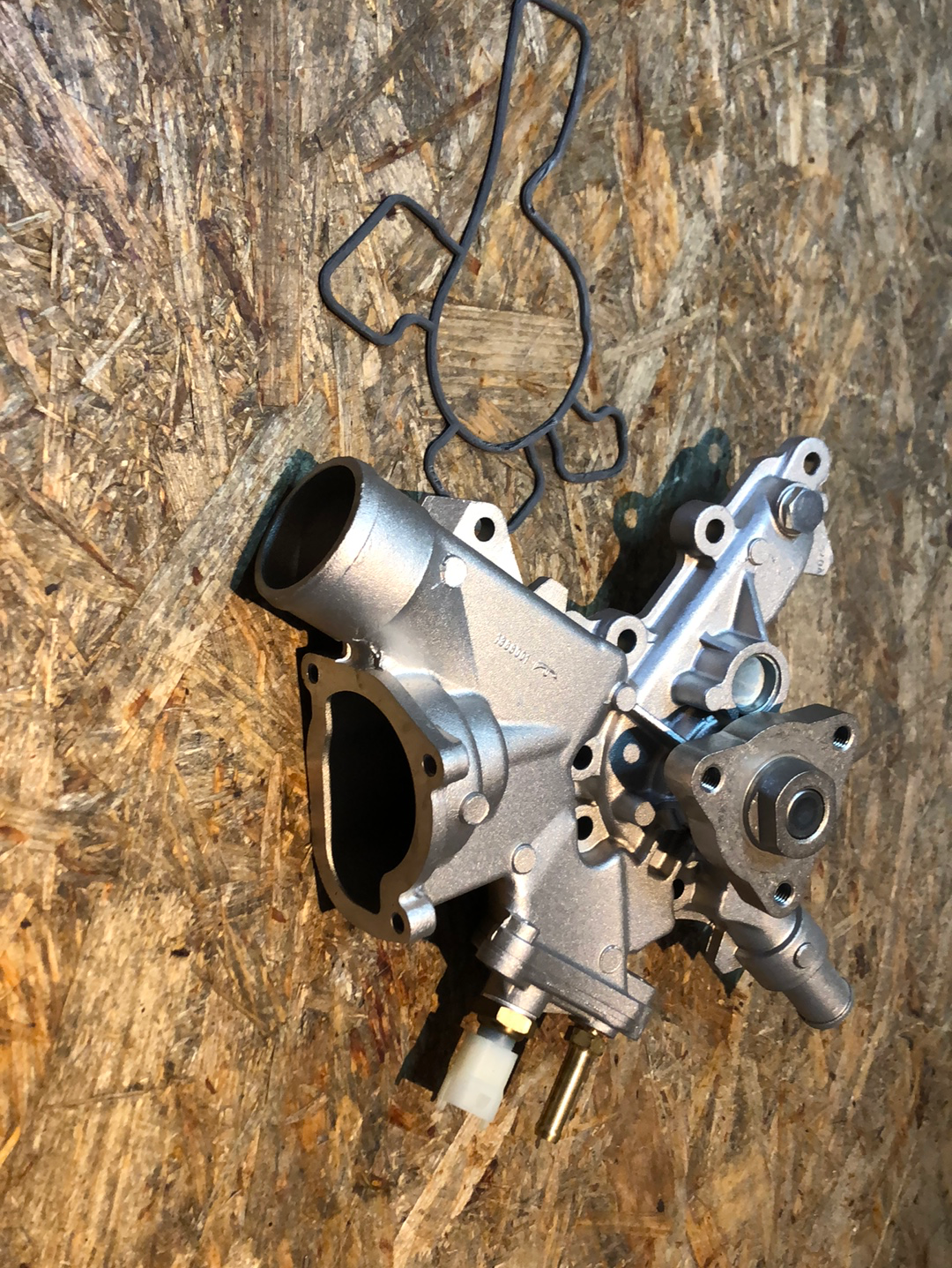 Original GM Opel Agila A Astra G (T98) Corsa B (S93) Wasserpumpe mit Dichtung Neu