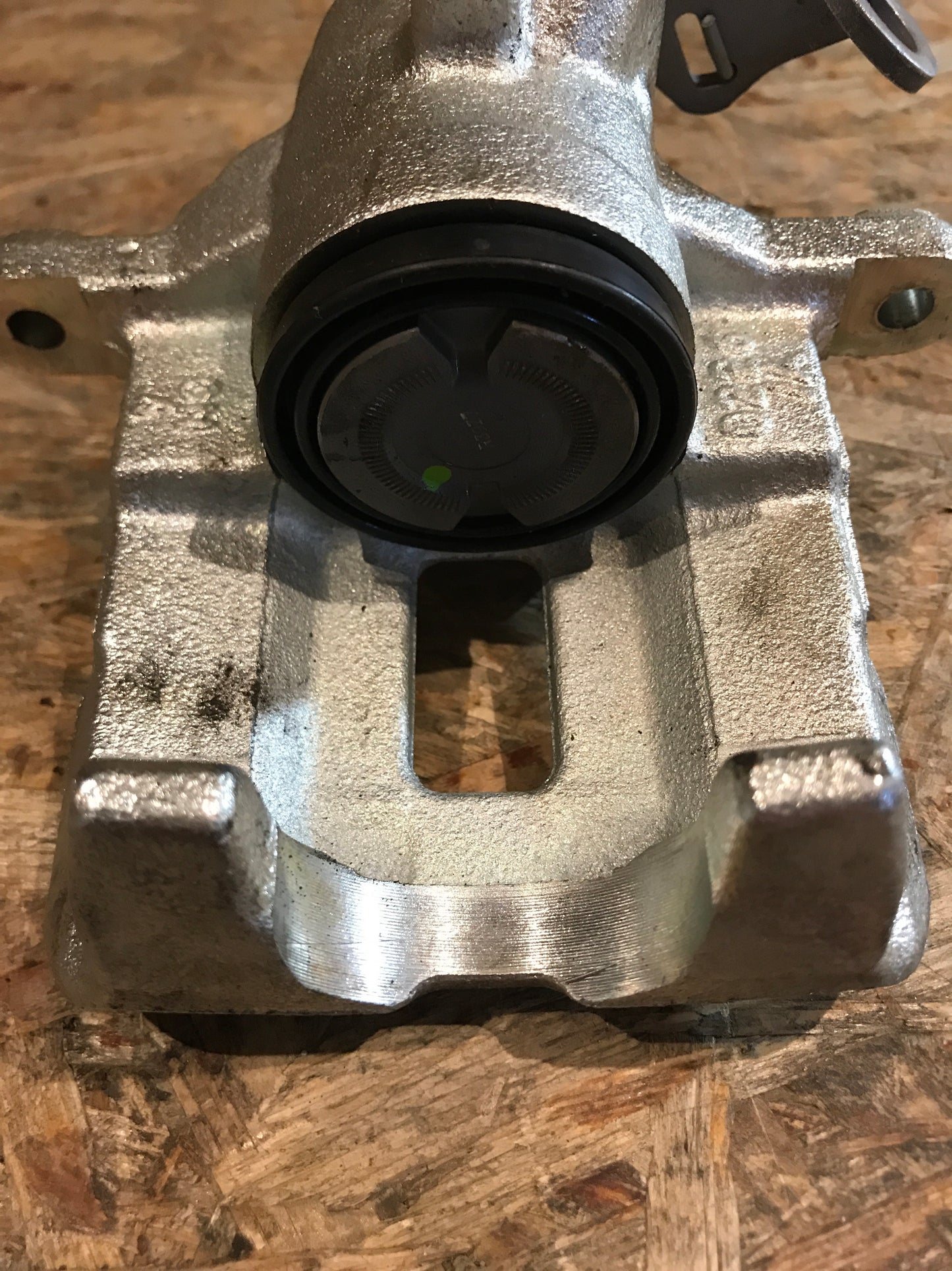 Original Opel Vivaro A/B Renault Trafic II / III Bremssattel hinten rechts NEU
