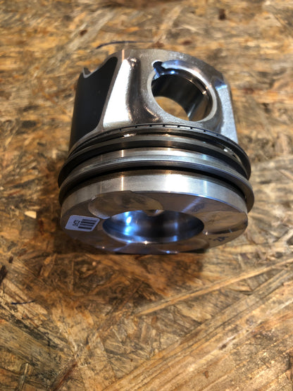 Original GM Opel Corsa D Kolben und Kolbenringe Neu