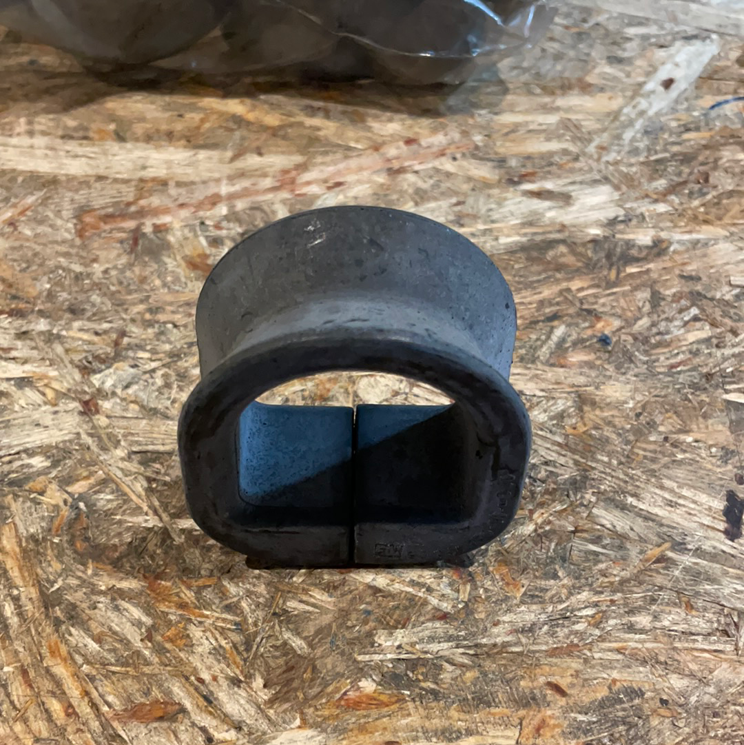 Original GM Opel Astra F Vectra A Gummi Lenkergetriebe links Neu