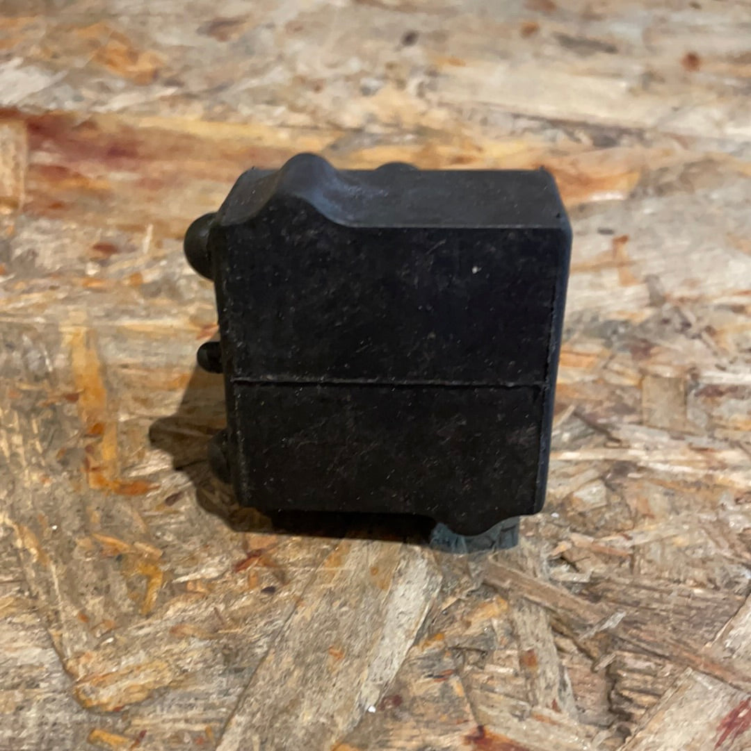 Original GM Opel Vectra C Gummi Stabilisator Vorderachse Neu