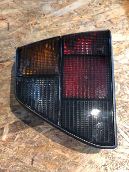 Original Hella VW Golf 2 Bj. 83 Lichtgehäuse rechts Neu
