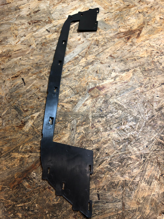 Original Opel Corsa D Rahmen Stoßfänger Lüftungsgitter vorne