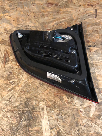 Original GM Opel Meriva B Rückleuchte rechts innen Neu