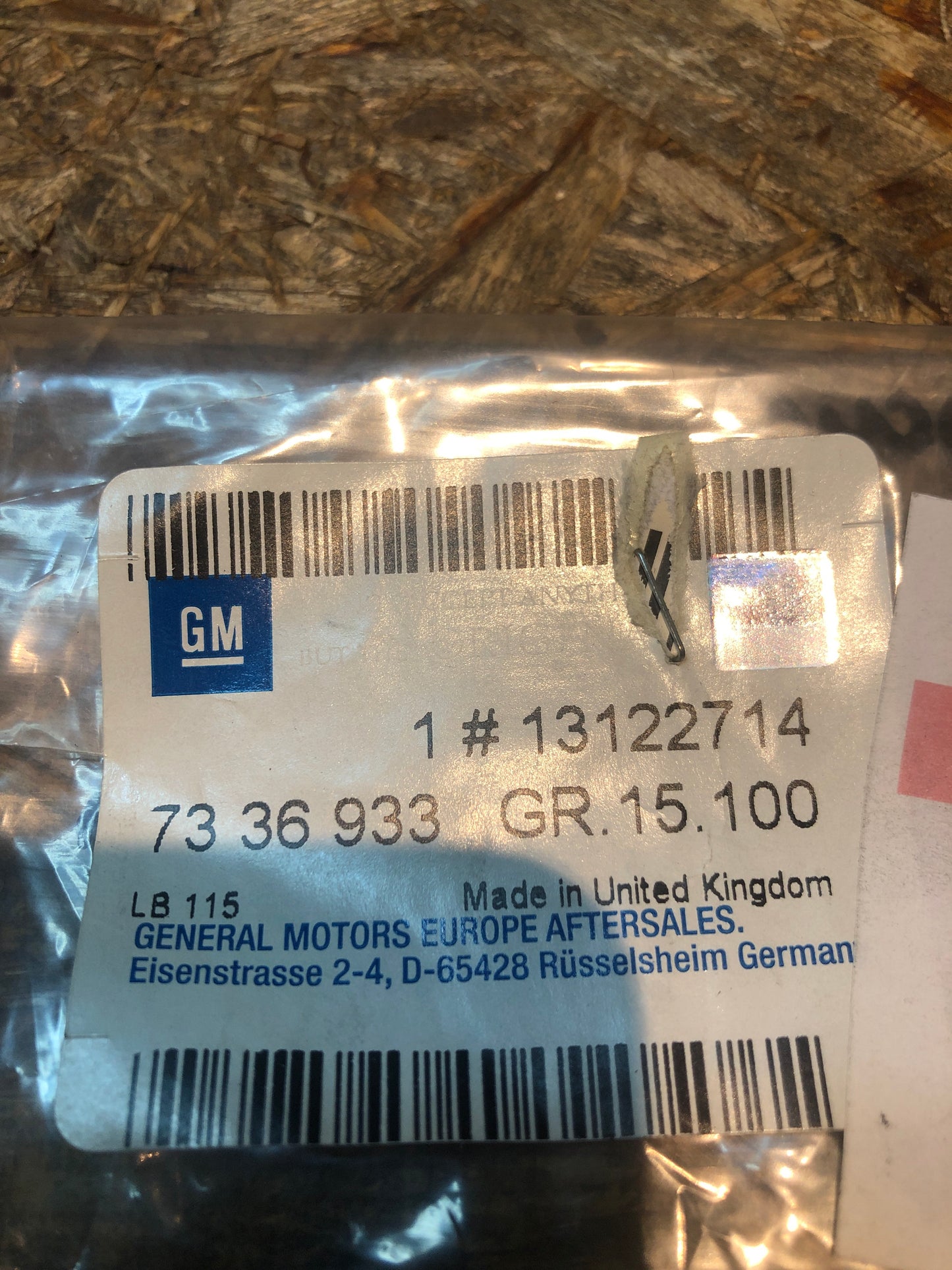 Original GM Opel Meriva A Druckknopf Verkleidung Seitenwand an Radeinbau Neu