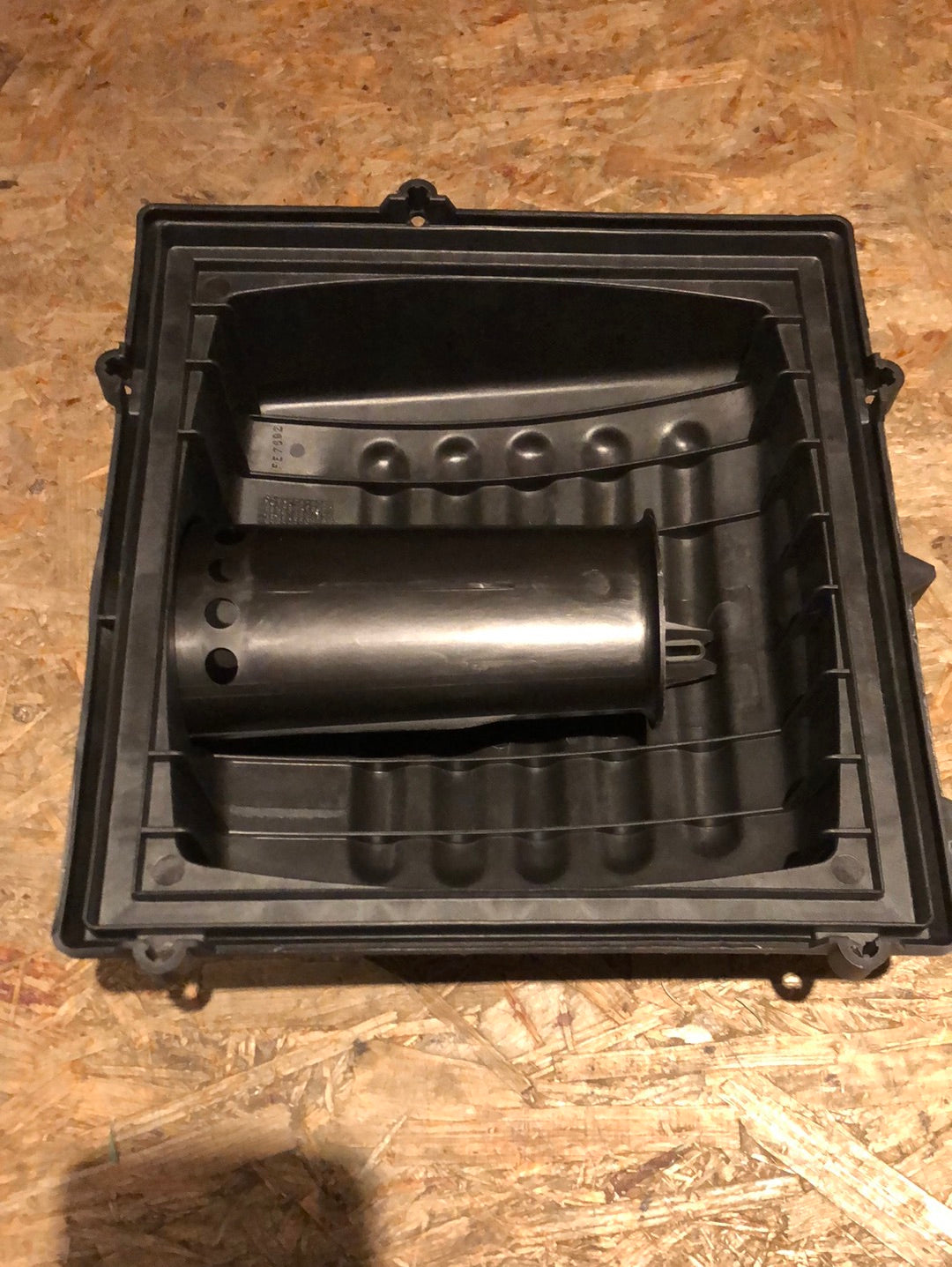 Original GM Cadillac Catera Bj. 97-01 Abdeckung Luftfilterkasten Neu