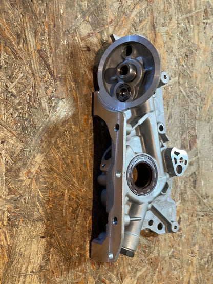 Original GM Opel Omega B Vectra B Astra F Calibra Ölpumpe Neu