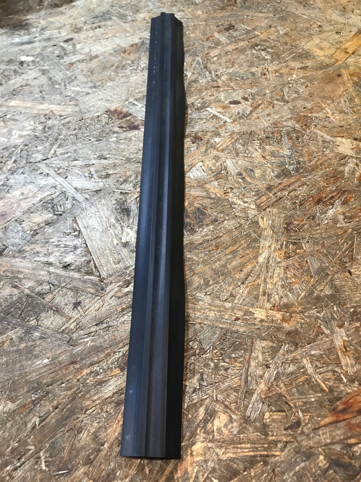 Original Opel Astra F 3-Türer Fensterführung NEU