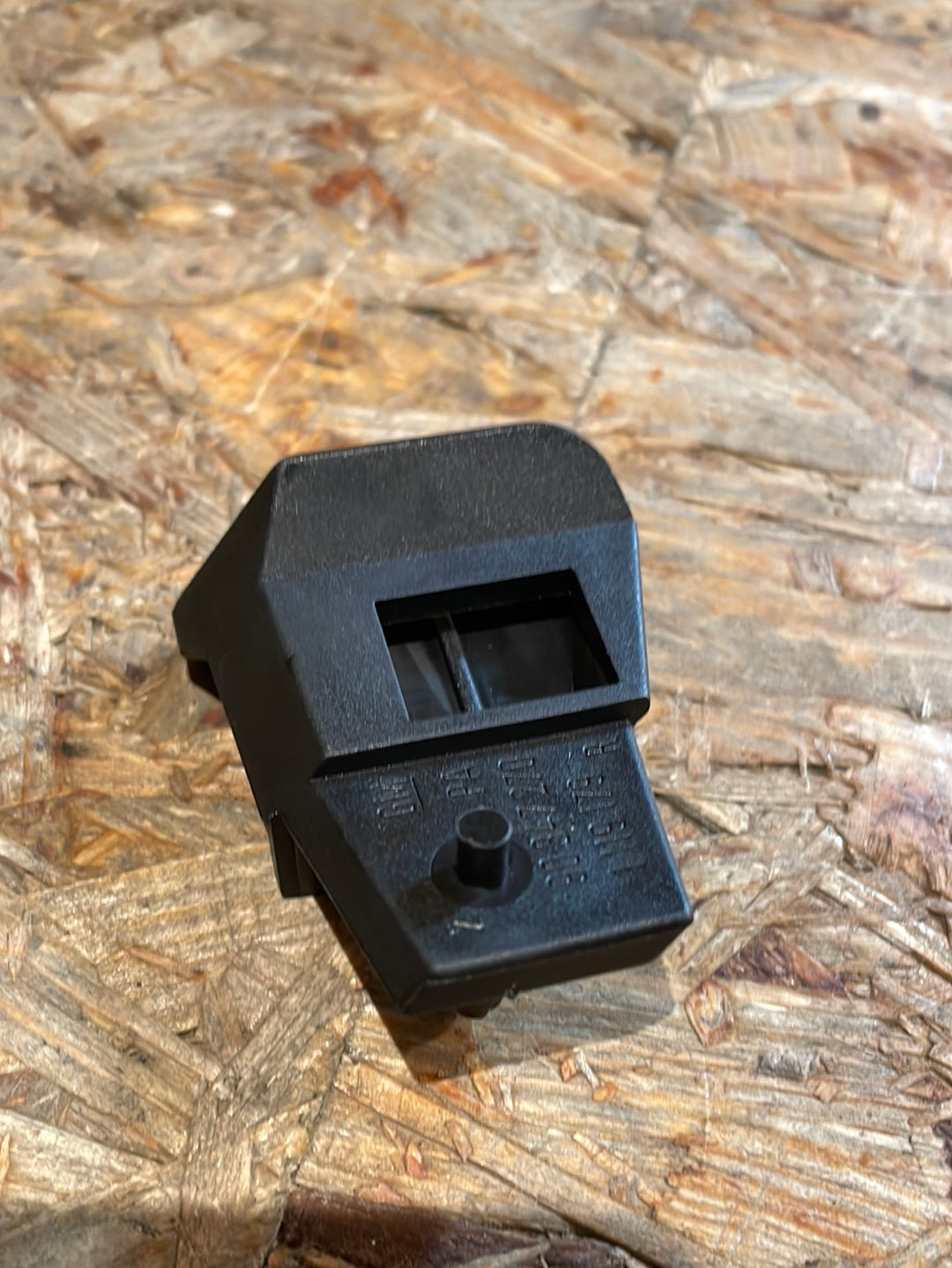 Original GM Opel Vectra A Halter Stoßfänger hinten rechts Neu