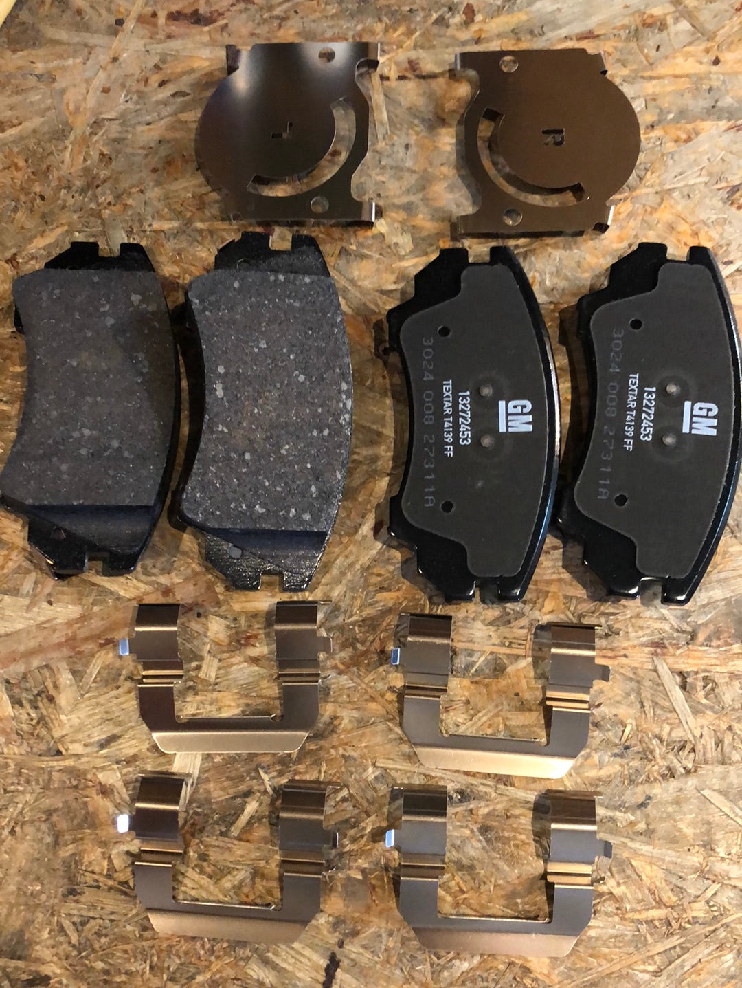 Original GM Opel Insignia 17Zoll Bremsklötze Neu