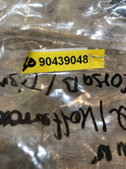 Original Opel Corsa B Tigra A Klammer Teppich Kofferraum NEU