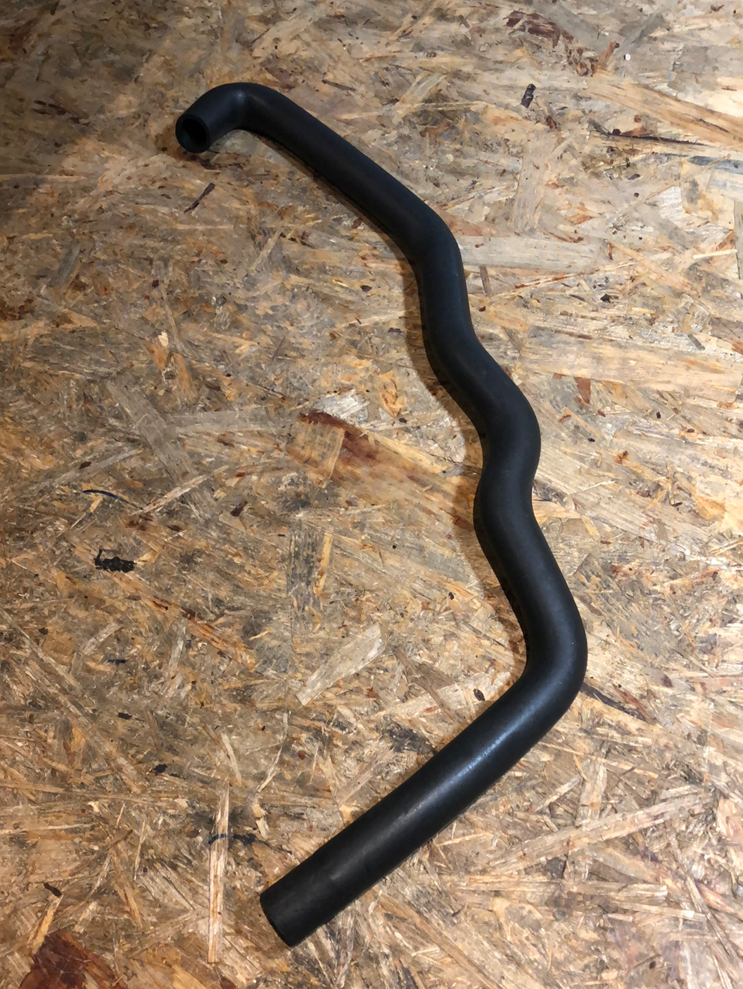 Original Opel Omega B Schlauch Sekundärluftpumpe und Ventil Neu