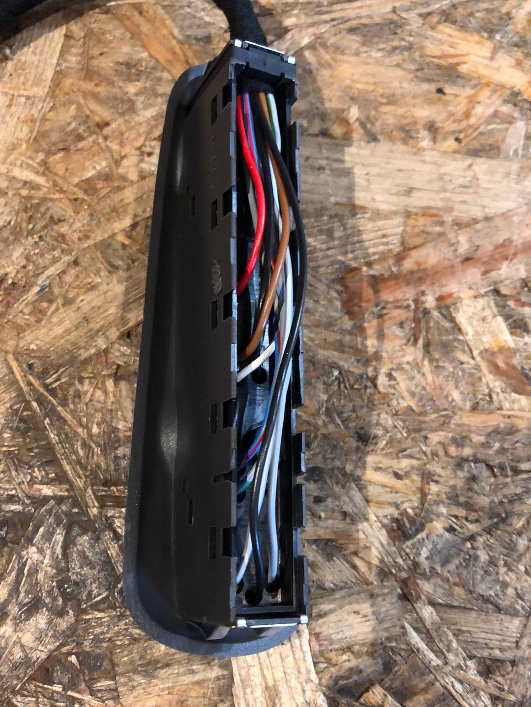 Original GM Opel Omega B Schalter Fenster Vorder- und Hintertüre links grau Neu