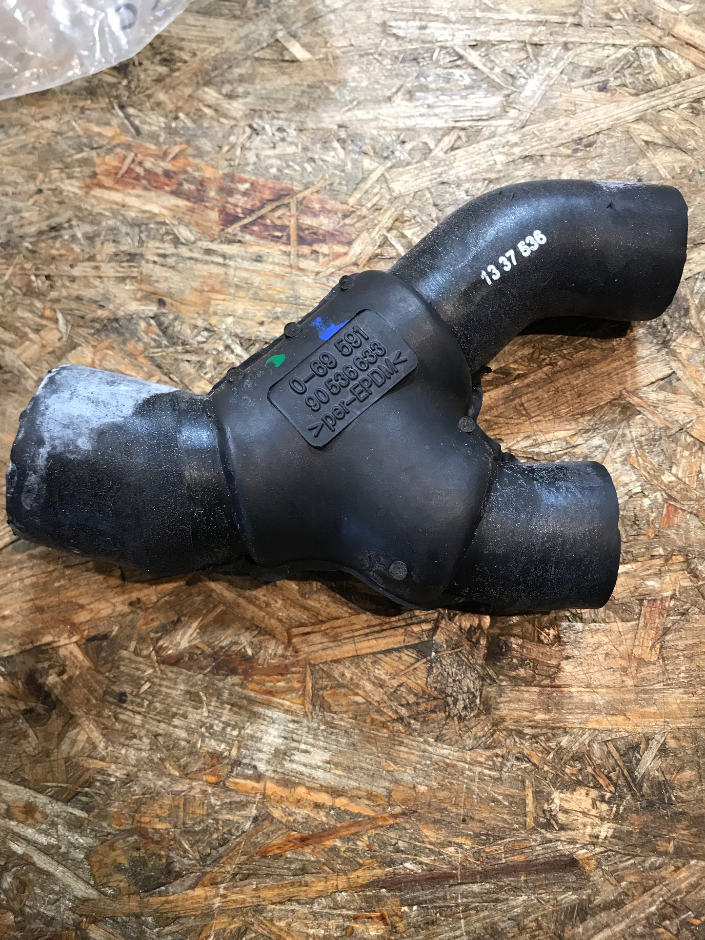 Original Opel Astra G/H Zafira A Vectra B Corsa C Kühlerschlauch NEU