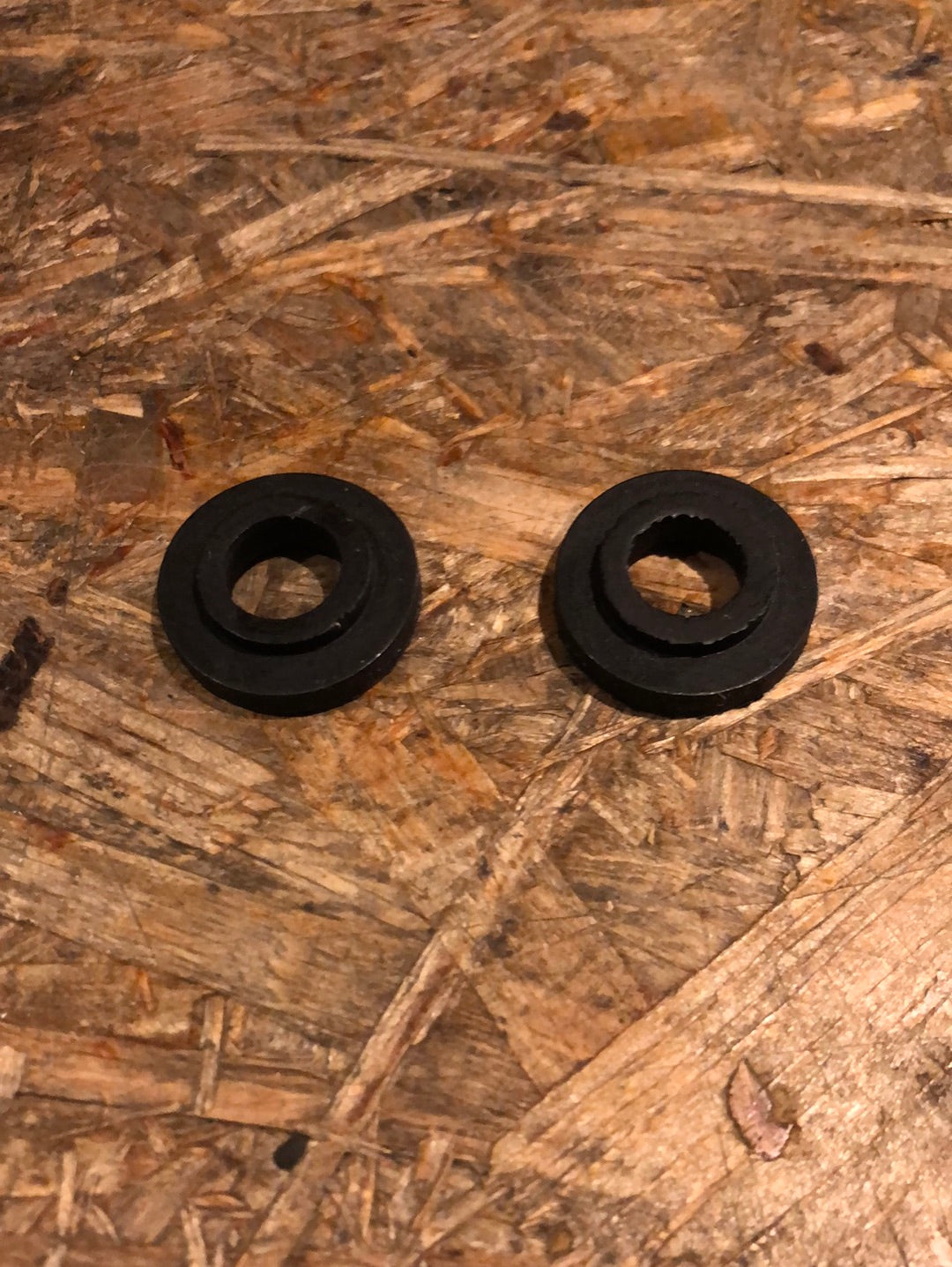 Original GM Opel Omega A Vectra A Corsa A B Tigra A Kadett E Senator B Dämpfungsbuchse Lichtmaschine Neu