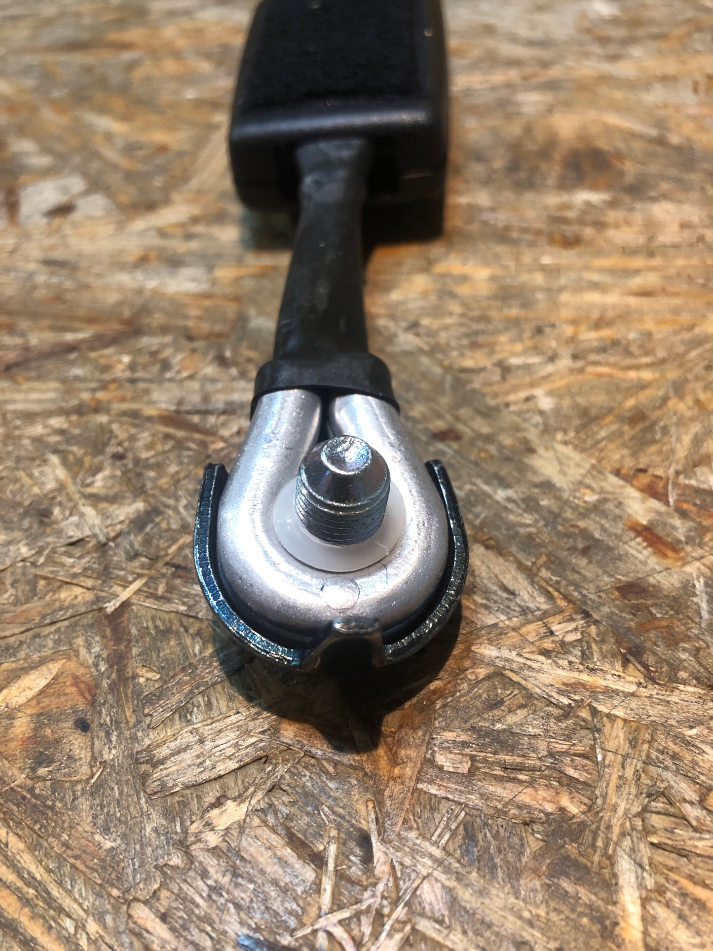 Original GM Opel Combo C Schloss Sicherheitsgurt Fahrer/ Beifahrer Neu