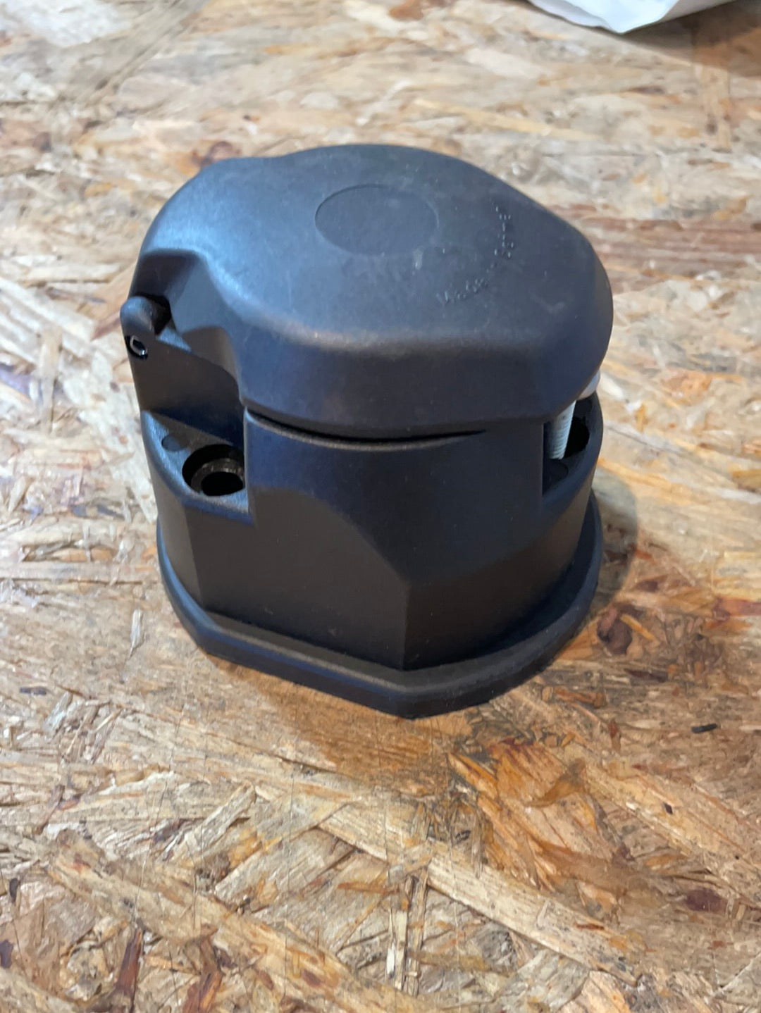 Original GM Opel Vectra B Limousine E-Satz Anhängerkupplung 13-Polig Neu