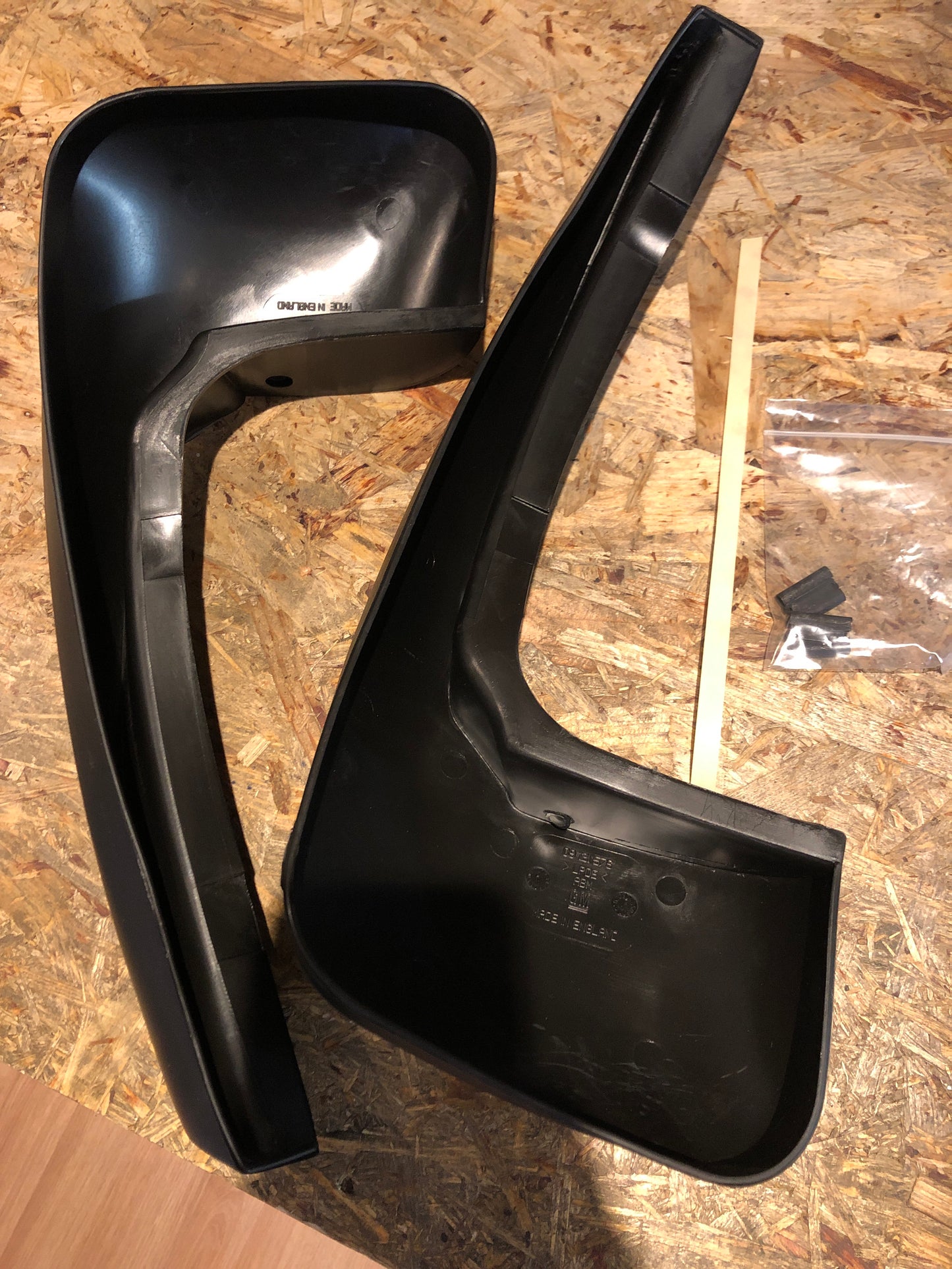 Original GM Opel Astra G Zafira A Satz Schmutzfänger hinten Neu