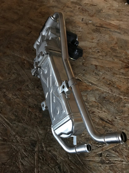 Original Seat Ibiza IV / Ibiza IV ST / Ibiza IV Sportcoupe / Skoda Fabia II / Fabia II Combi / Roomster / Roomster Praktik / VW Polo 1.2 DTI AGR-Ventil mit Kühler + Dichtungssatz NEU
