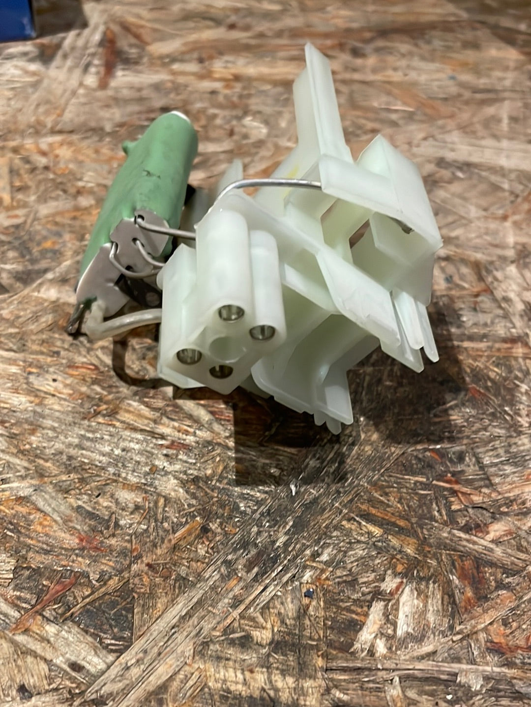 Original GM Opel Vectra A Widerstand an Kühlergebläse Neu