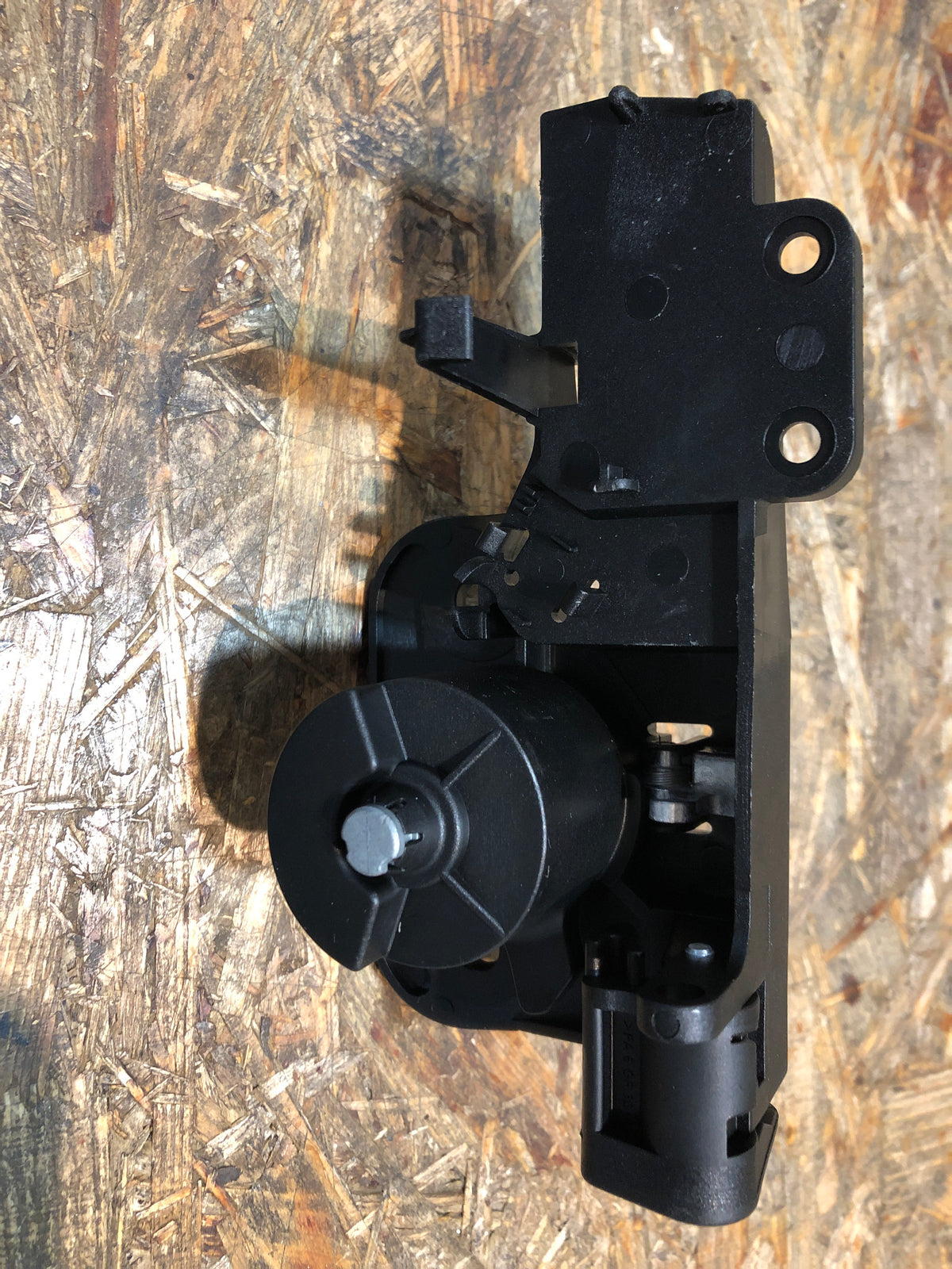 Original GM Opel Meriva A Druckknopfschloss Neu