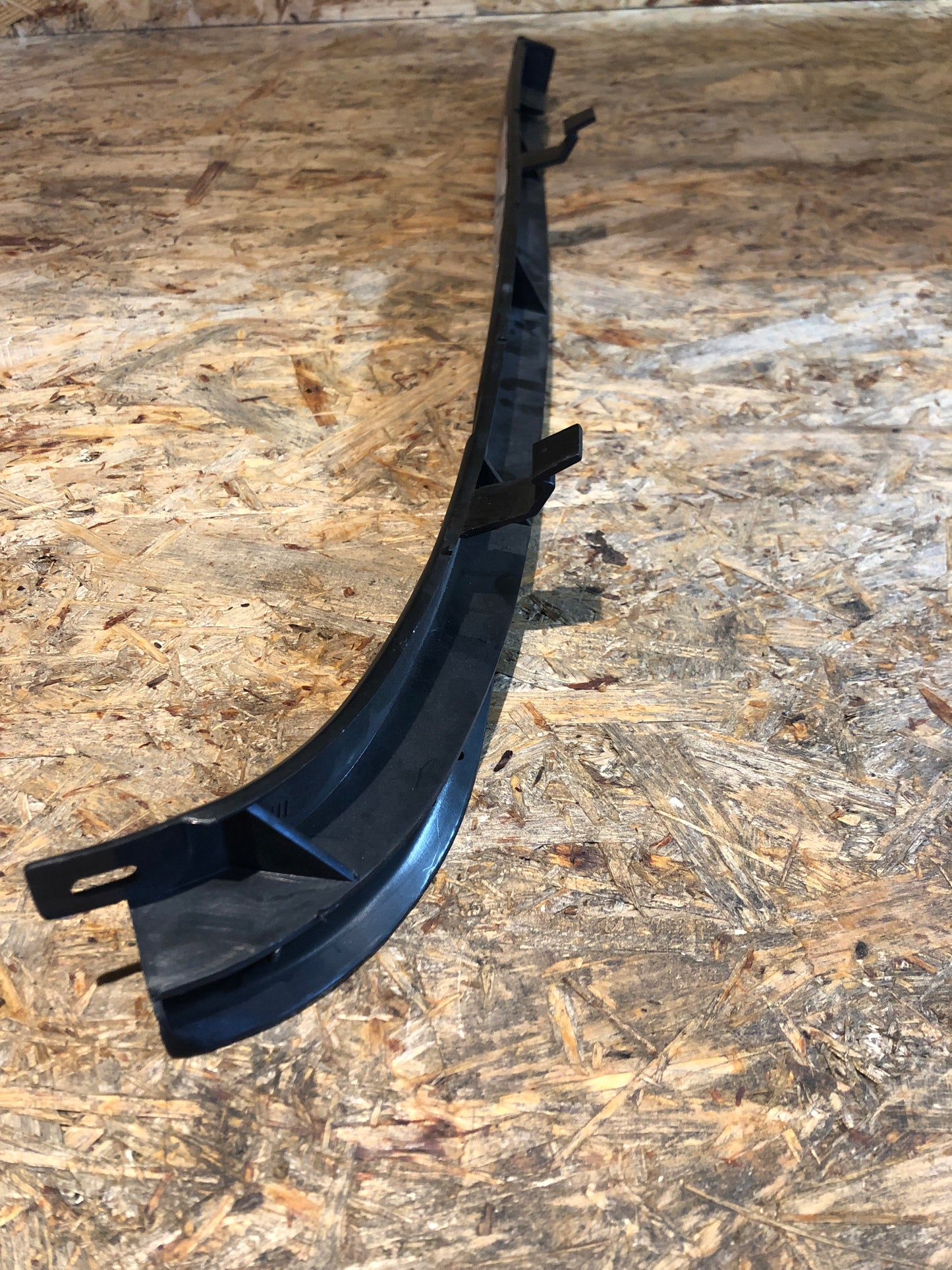Original GM Opel Astra J Führung Stoßstangenhalter hinten links Neu