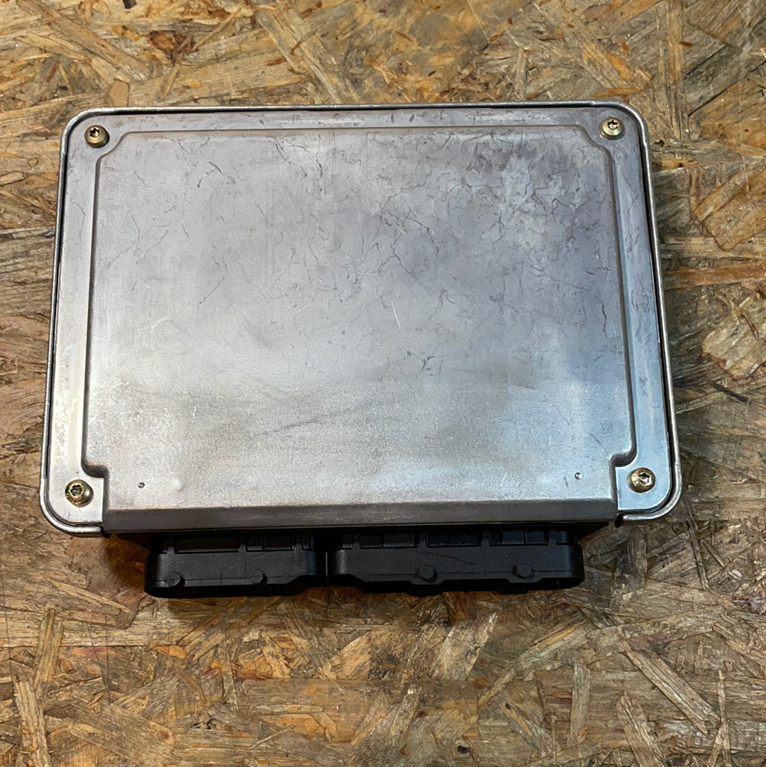 Original GM Opel Vectra B Limousine Motorsteuergerät Neu