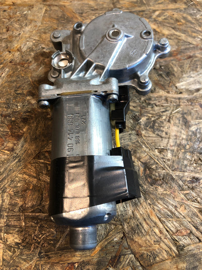 Original GM Opel Astra F Fensterhebermotor rechts Neu