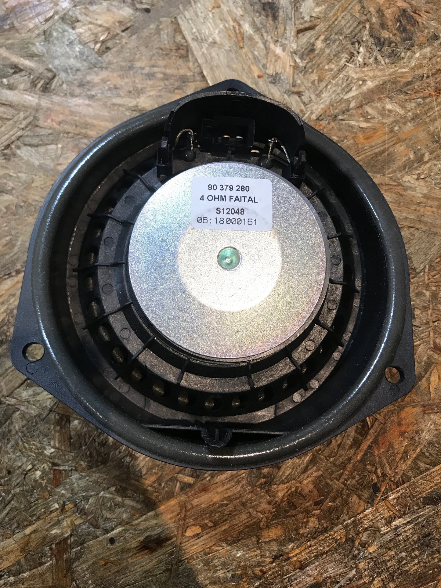 Original Opel Astra H/G Zafira A/B Corsa D Omega B Lautsprecher Hintertür NEU