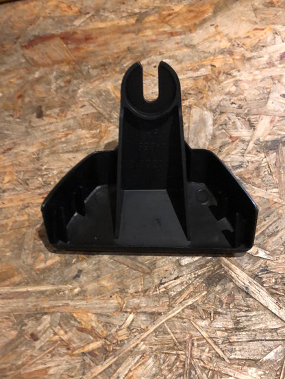 Original GM Opel Rekord E Blende Stoßstangenecke links vorne Neu