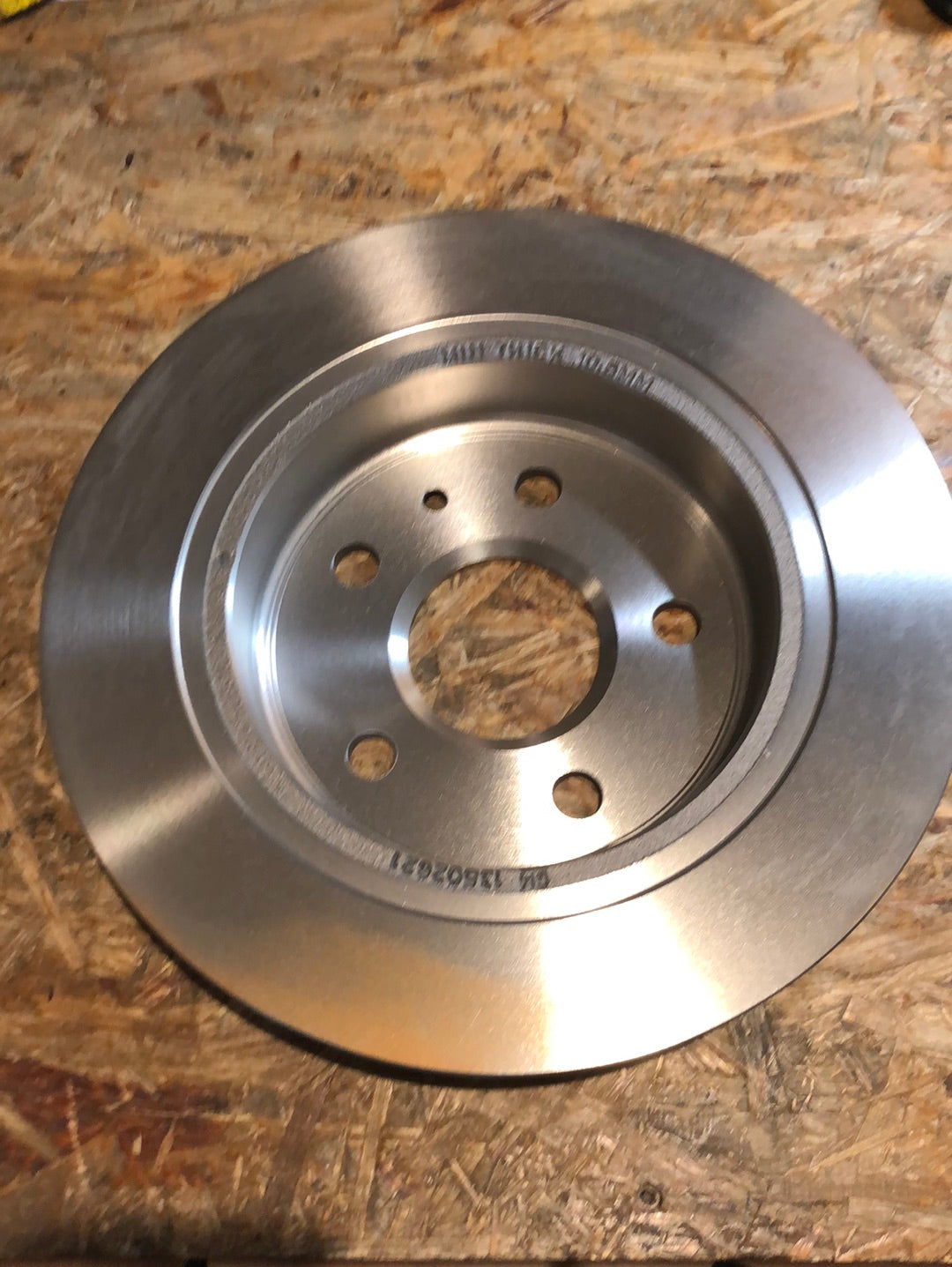 Original GM Opel Insignia A Bremsscheiben (2 Stk.) Bremsbeläge (4 Stk.) 16Zoll hinten Neu
