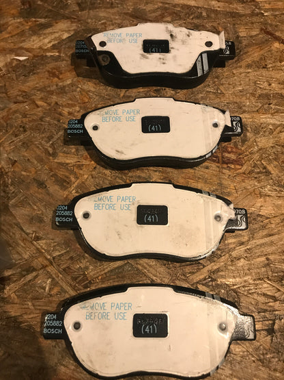 Original Opel Corsa D 3+5 Türig Z13DTH Bremsbeläge Satz vorne NEU