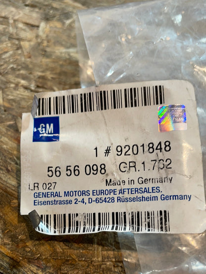 Original GM Opel Omega B Vectra B 1,8/2,0 Ölabschneider Kurbelgehäuseentlüftung Neu