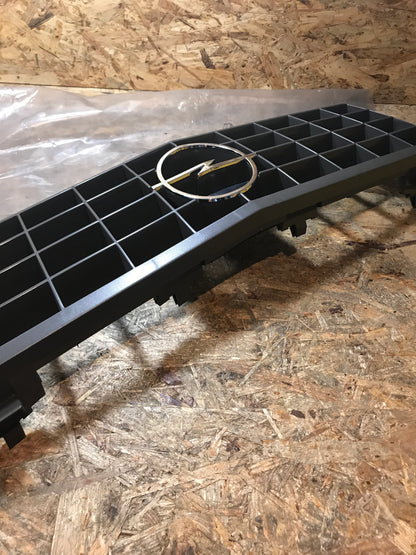 Original Opel Ascona C Frontgrill NEU