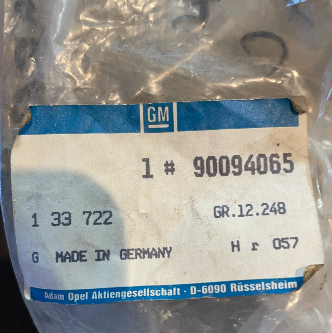 Original GM Opel Kadett C Caravan Schließzylinder Heckklappe Neu