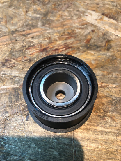 Original GM Opel Frontera Kadett E Omega B Umlenkrolle Neu