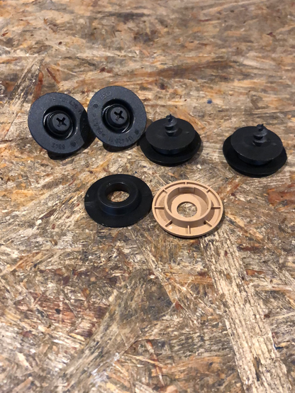 Original GM Opel Combo Clips Teppich Neu