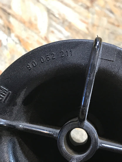 Original Opel Kadett E Halterung Schraube Reserverad NEU
